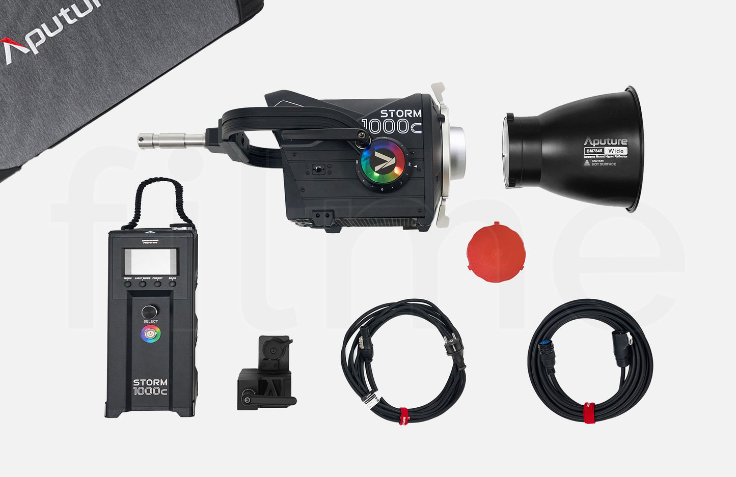 Accessoires inclus avec la location Aputure Storm 1000c à Paris chez Filme