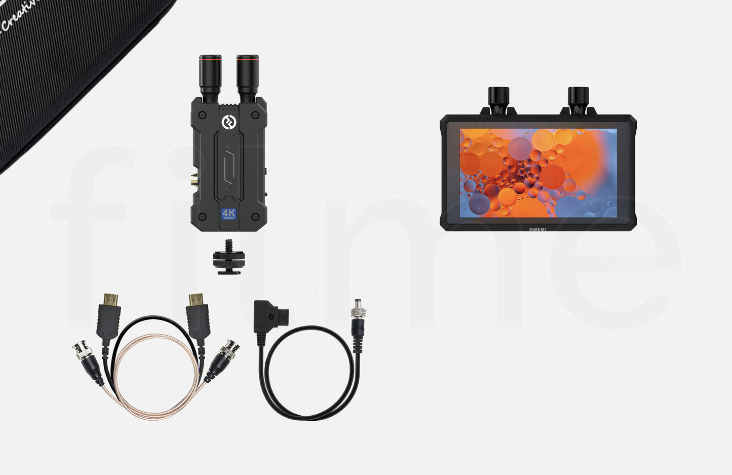 Contenu de la location Hollyland Mars M1 Enhanced – kit moniteur sans fil 5" + 1TX Mars 4K à Paris et Montreuil chez Filme