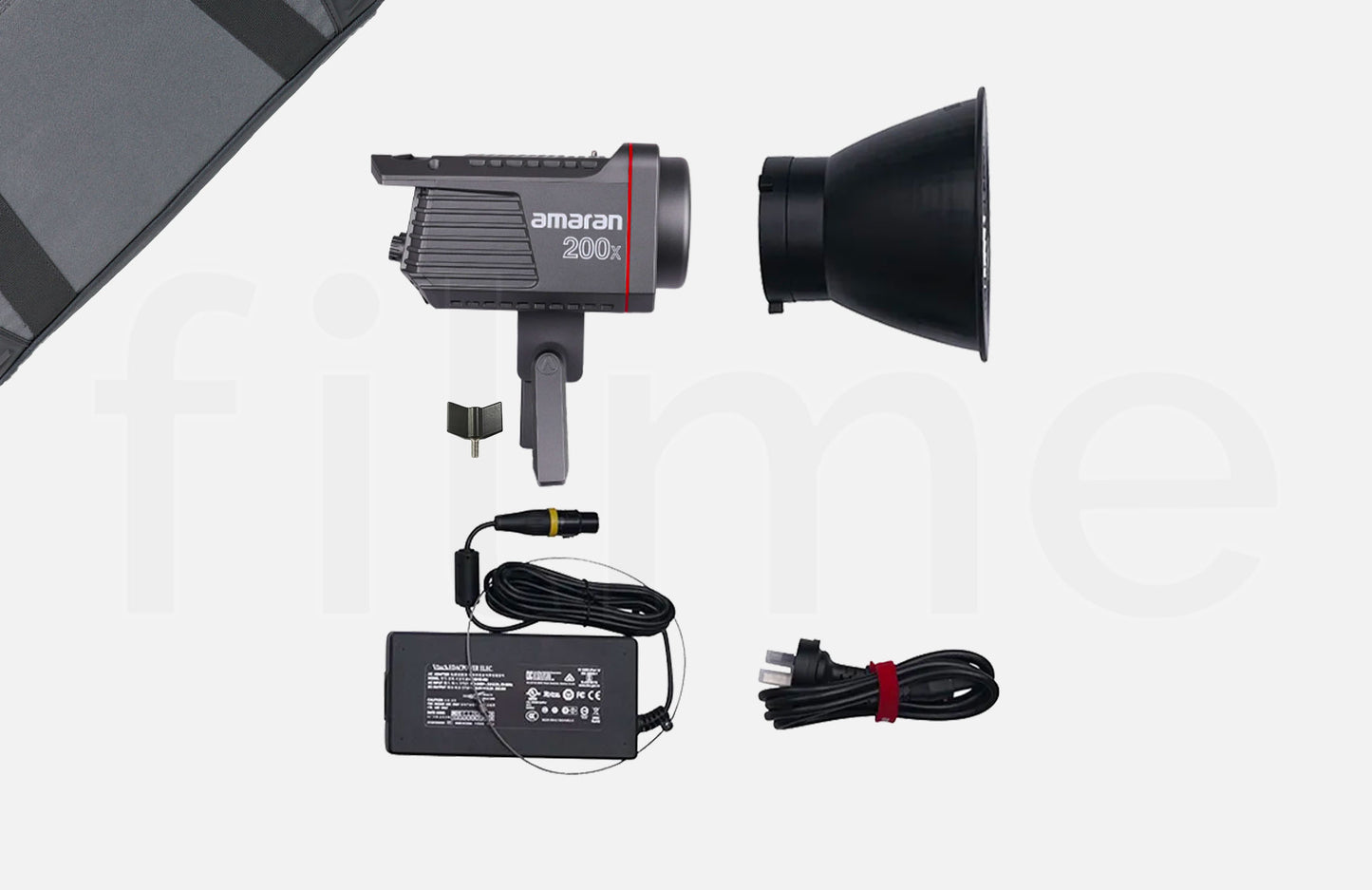 Accessoires inclus avec la location Amaran 200X à Paris chez Filme