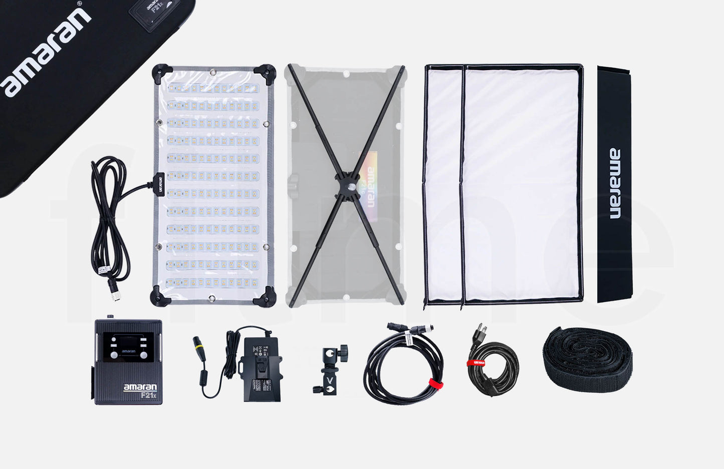 Accessoires inclus avec la location Amaran F21C à Paris chez Filme