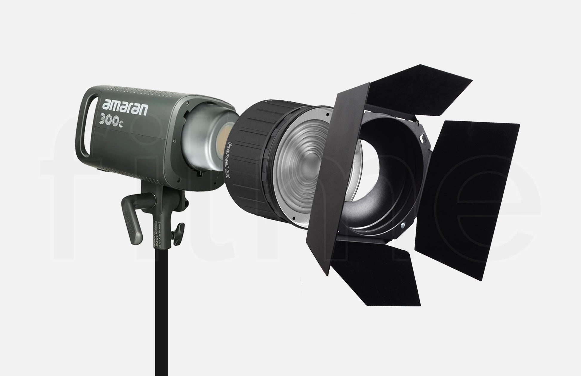 Location Amaran 300C – Kit hardlight à Paris et Montreuil chez Filme