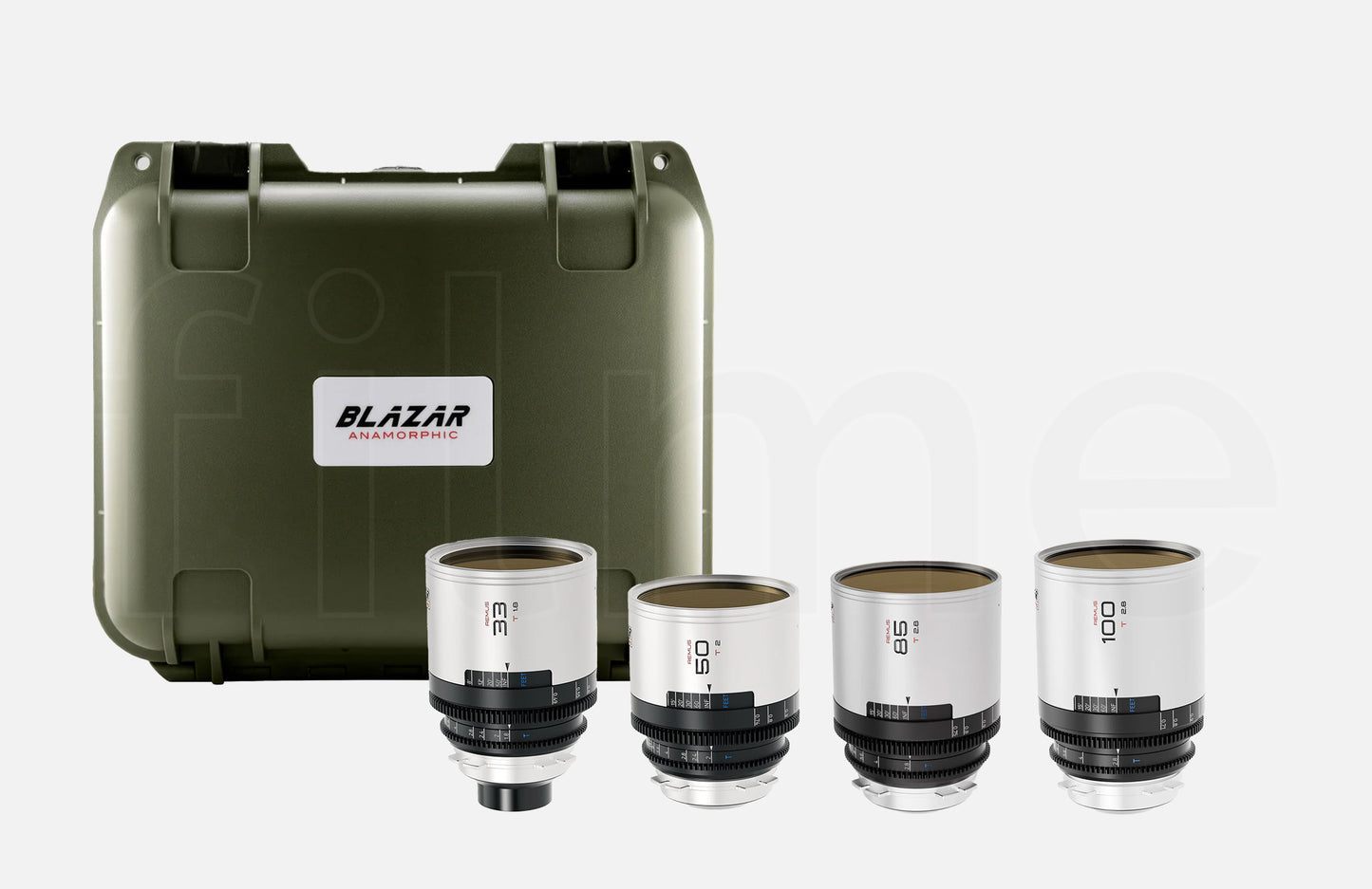 Location Blazar Remus 1.5x Full Frame Anamorphique – série 4 optiques 33/50/85/100mm (PL, Silver) à Paris et Montreuil chez Filme