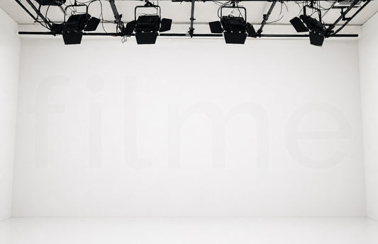 Location studio vidéo insonorisé 50 m² – Paris Est (Montreuil) | Podcast, interview à Paris chez Filme